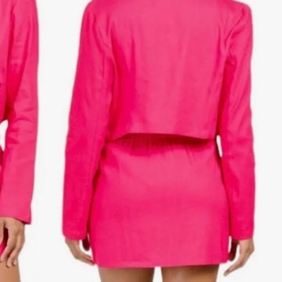 NWT House Of Harlow 1960 Bright Pink Two Piece Skort Crop Blazer set Size 8 - Picture 9 of 9